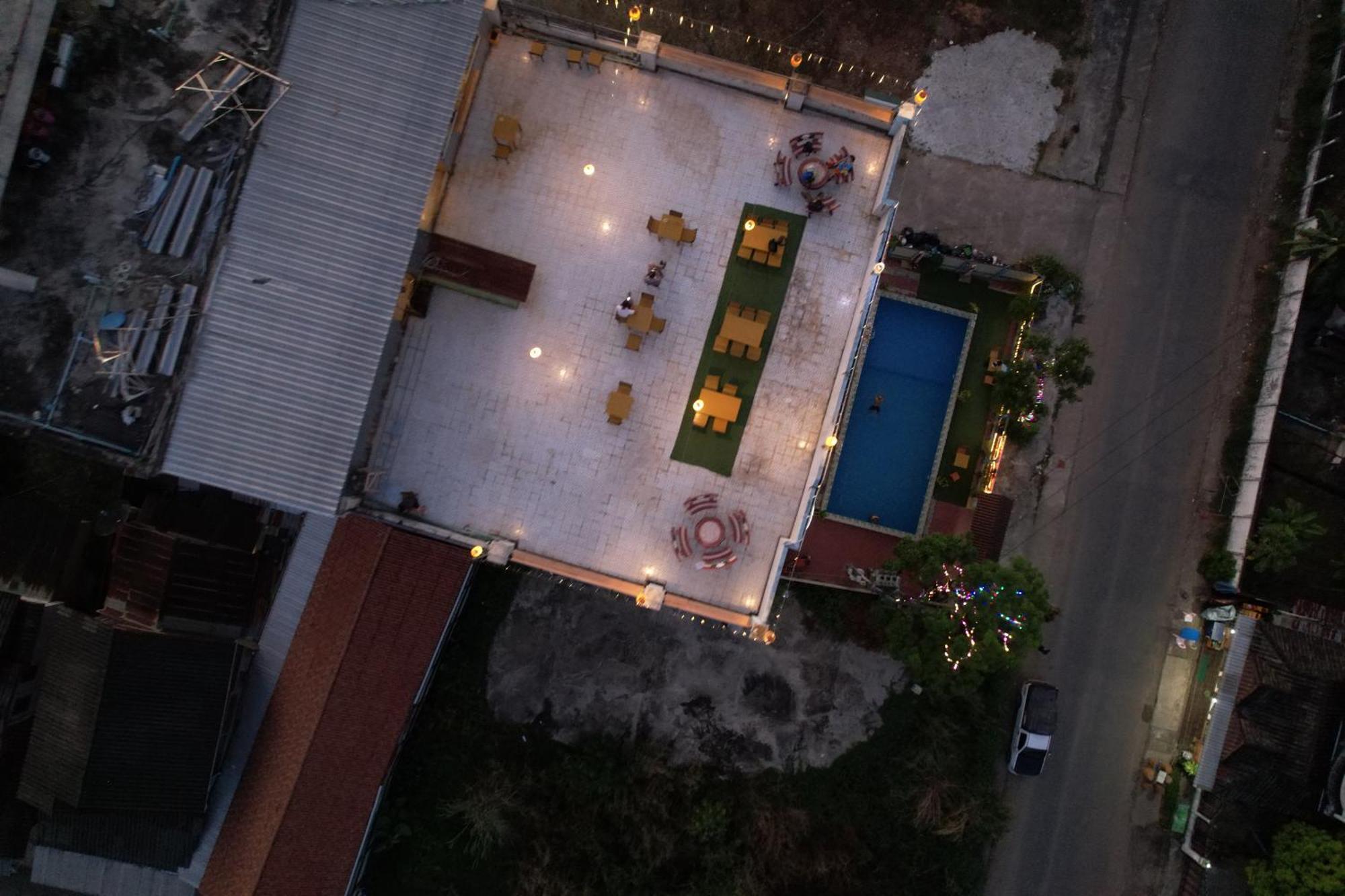 Annecy Hotel Vang Vieng Exterior photo