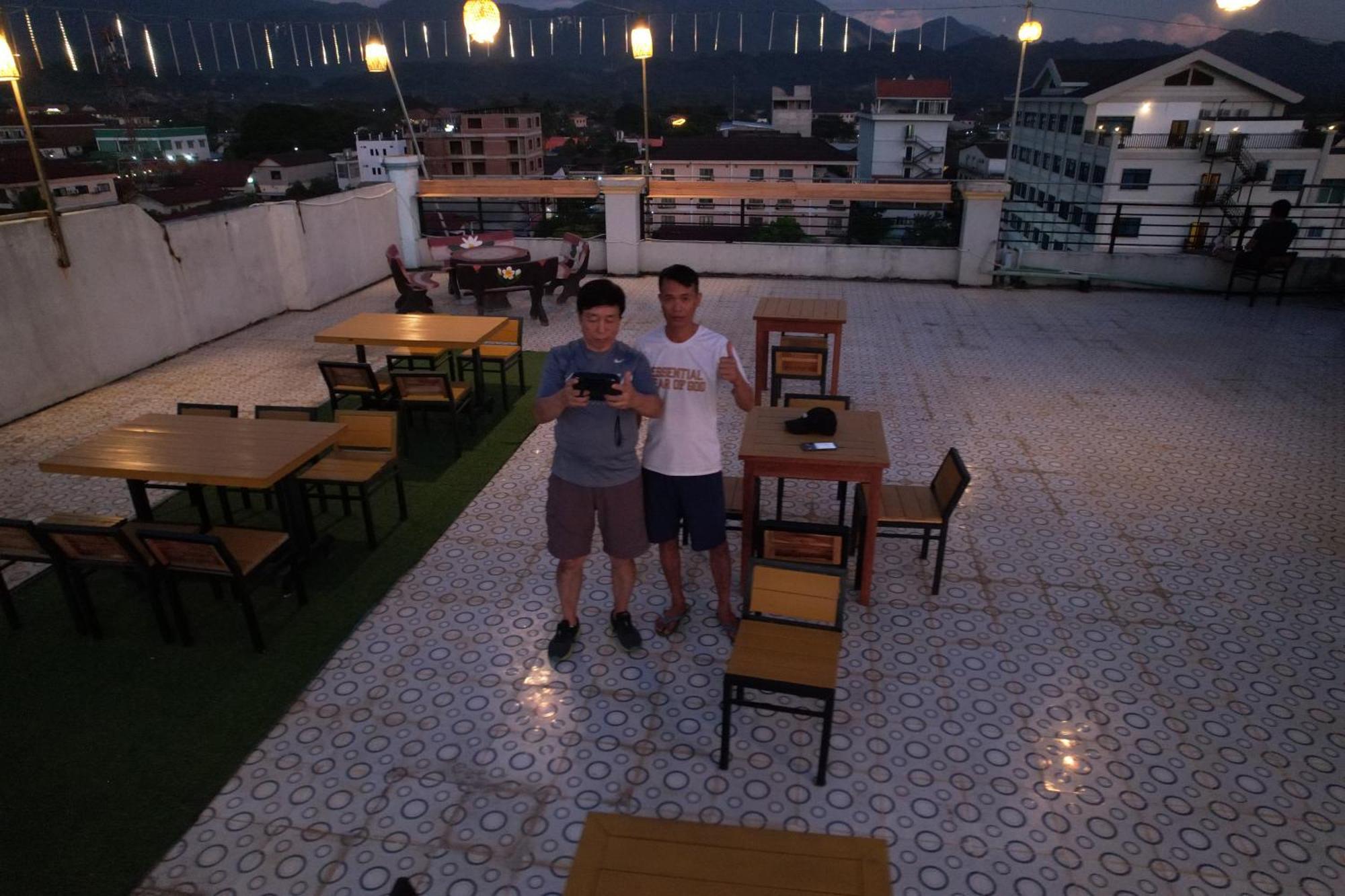 Annecy Hotel Vang Vieng Exterior photo