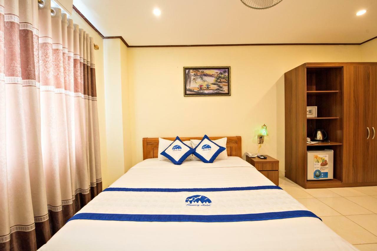Annecy Hotel Vang Vieng Exterior photo